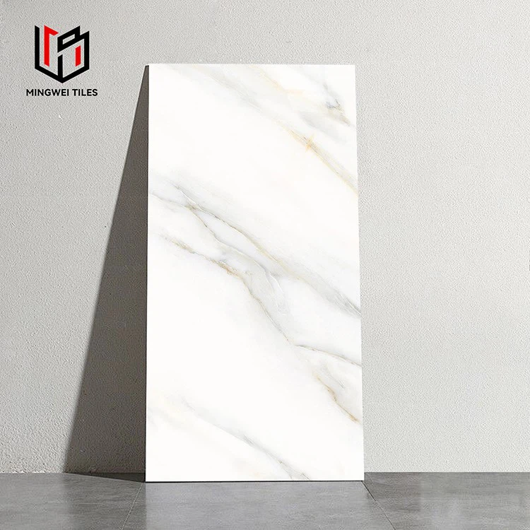 Glazirana sijajna keramična ploščica